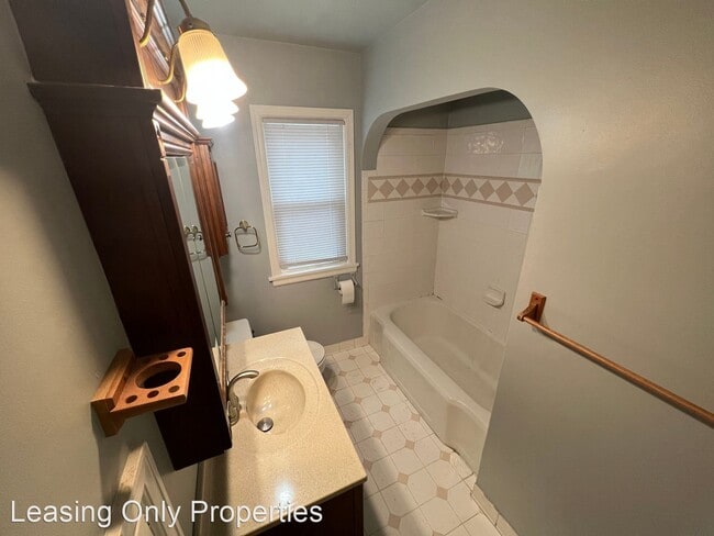 Photo - 3 br, 1 bath House - 3600 22nd Avenue