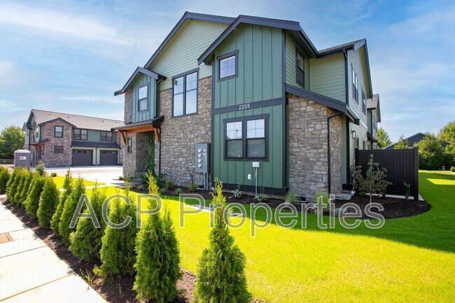 Photo - 2205 DeJong Dr