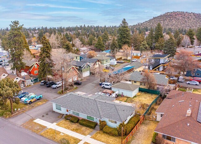 Photo - 824 NE 4th St Unit #824