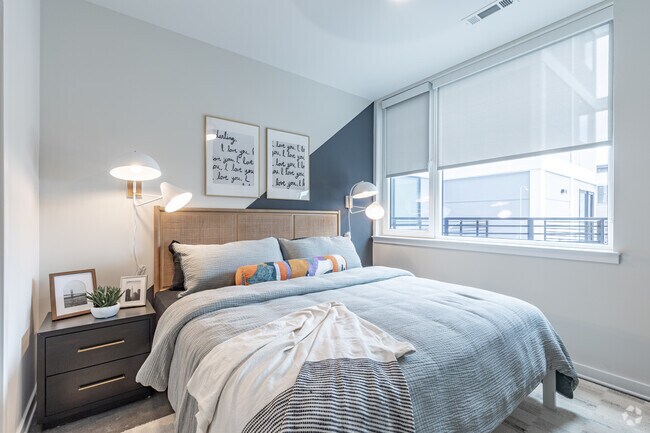 A4- 1BR, 1BA 630sqft