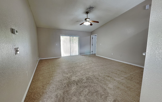 Photo - 165 Kings Pond Ave