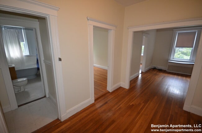 Photo - 9 Egremont Rd Unit 12