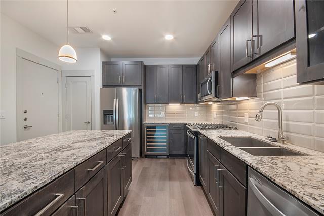 Photo - 5607 Belmont Ave