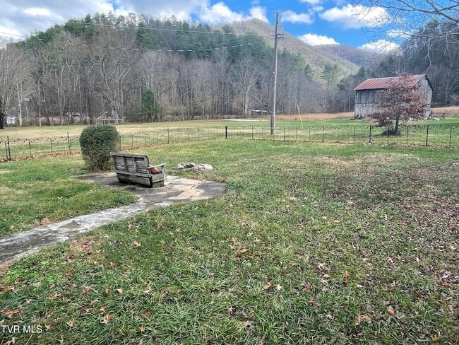 Photo - 107 Taylor Dr