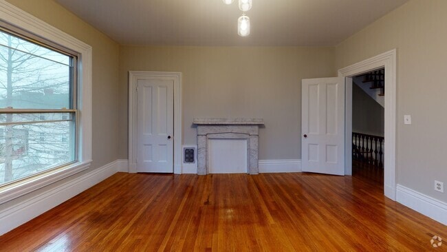 Building Photo - 18 Malbert Rd Unit 1 Rental