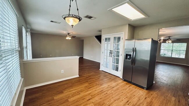 Photo - 5 Bedroom Home in Dover Subdivision!