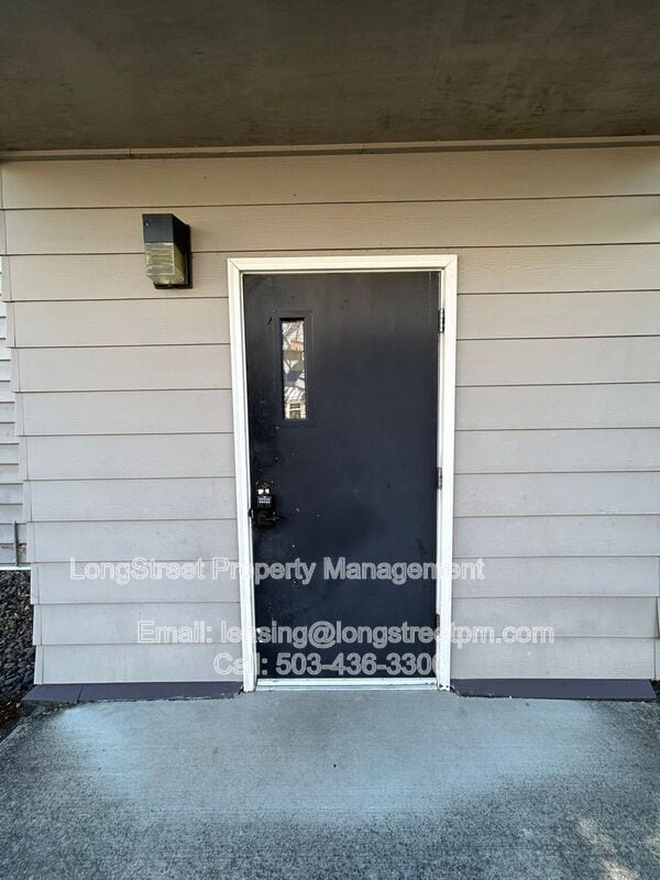 Photo - 2510 NW Van Buren Ave