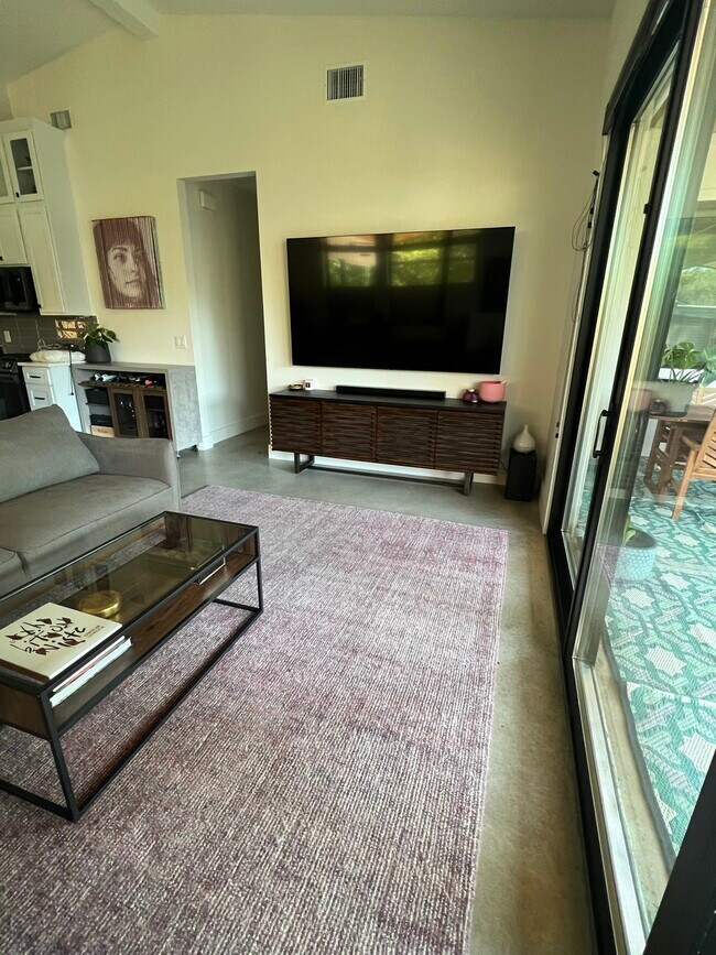 Photo - 3003 Birdwood Cir