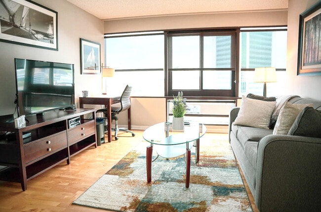 Building Photo - 127 Greyrock Pl Rental