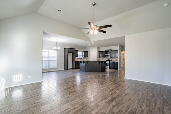 Photo - 3 Bed 2 Bath With Office in Tulsa