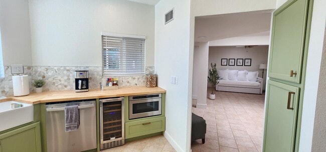 Photo - 432 W San Ignacio