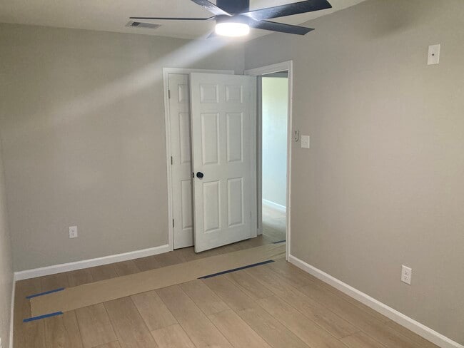 Photo - 2627 32nd Ave N