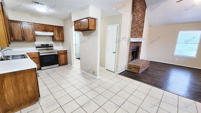 Photo - 7761 Sable Ln
