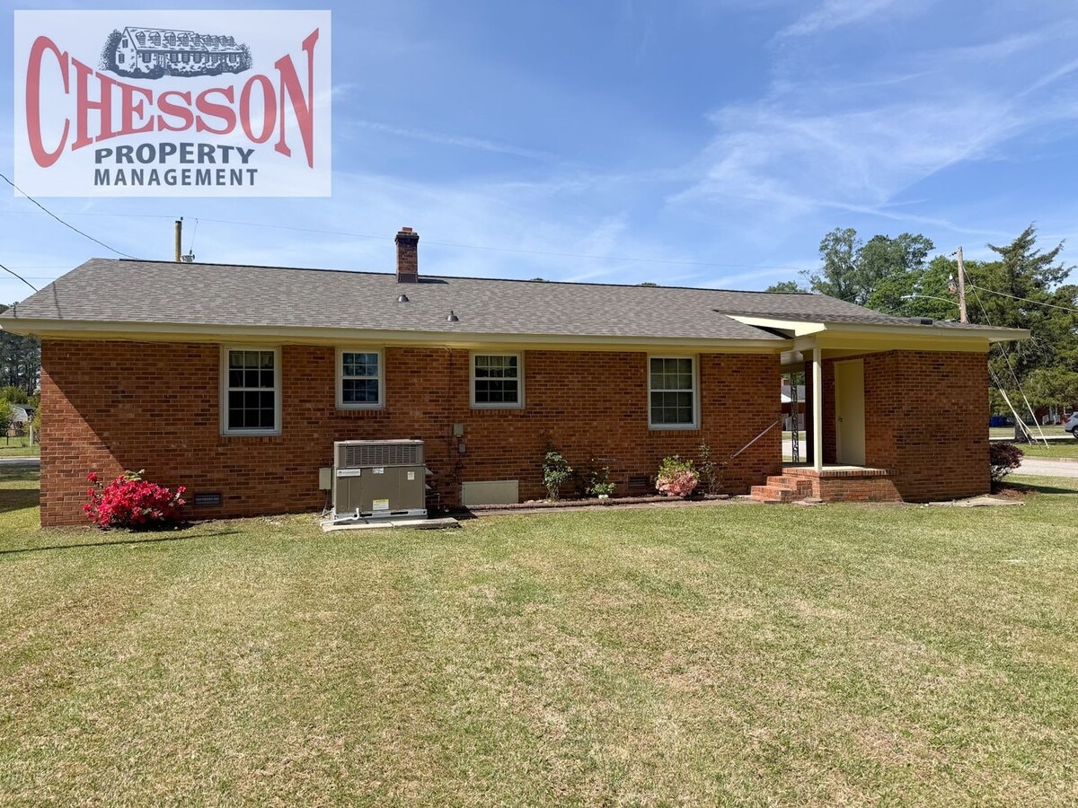 Photo - 3908 Bridgers St