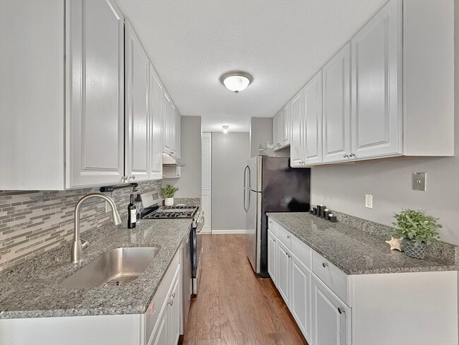 22 Shrewsbury Green Dr Unit I