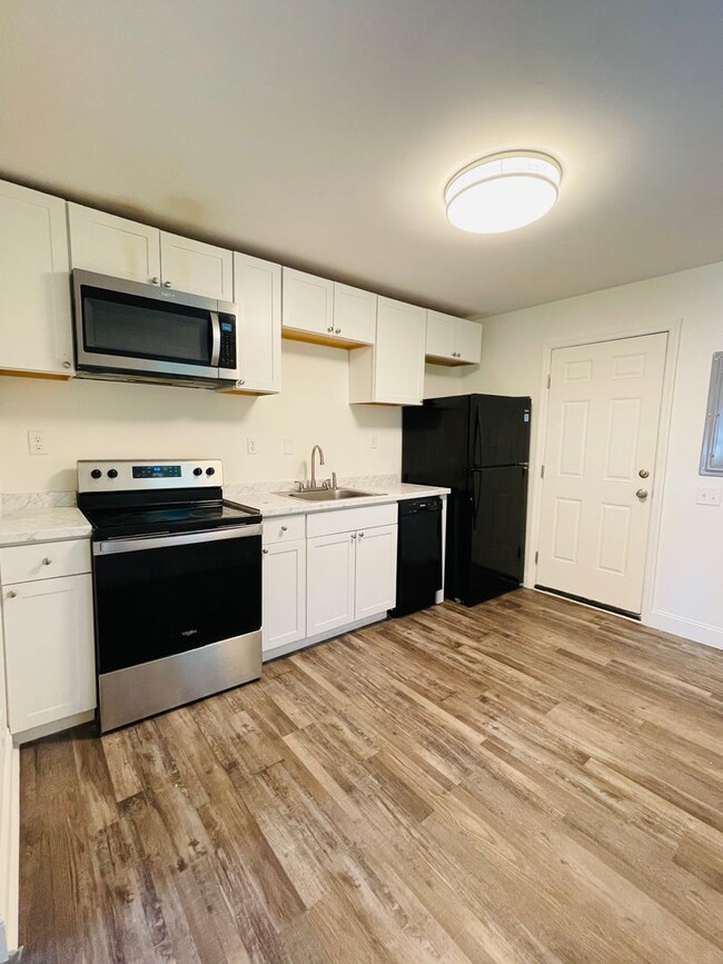 Photo - 2500 E 19th St Apartment Unit 2500 E 19th St  106