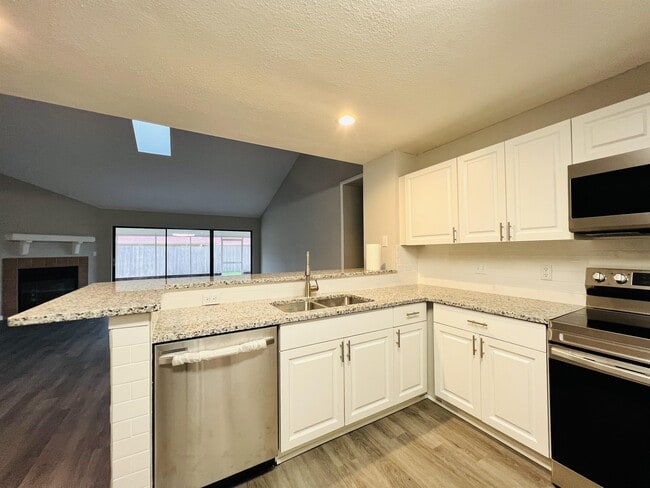 Photo - 1072 Gould Pl