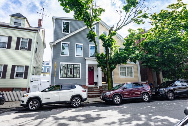 Photo - 452 W 4th St Apartment Unit 1