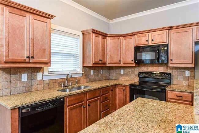 Photo - 366 Kingston Cir