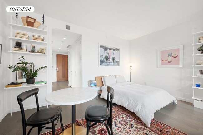 Photo - 138 Willoughby St