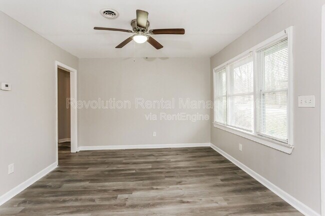 Photo - 79 Anderson Ave NW