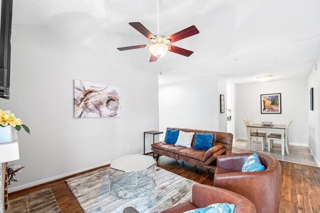 Photo - 7900 N Stadium Dr Unidad 32