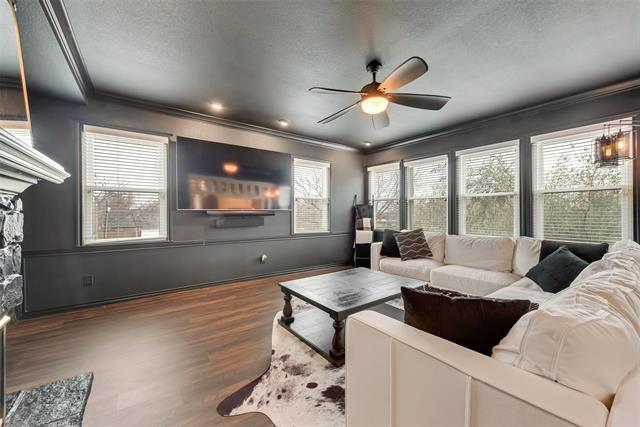 Photo - 3411 W 6th St