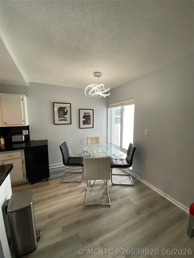 Photo - 224 Hibiscus Ave Unit 253