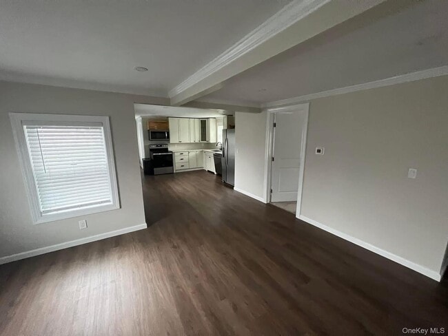 Photo - 61 Cedar Ave Unit 2nd Floor