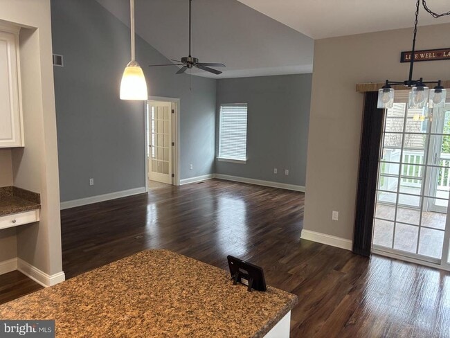 Photo - 151 Volpe Way