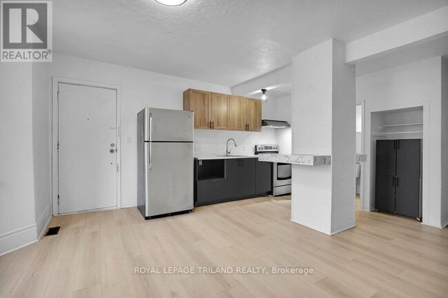 Photo - 21 Jessie St Unit 2