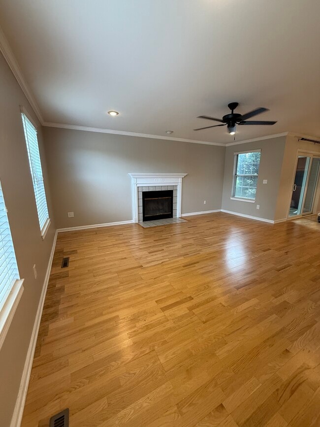 Photo - 1607 Briarwood Ln Unidad 1607a