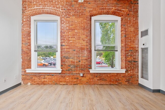 Photo - Spark Millbury