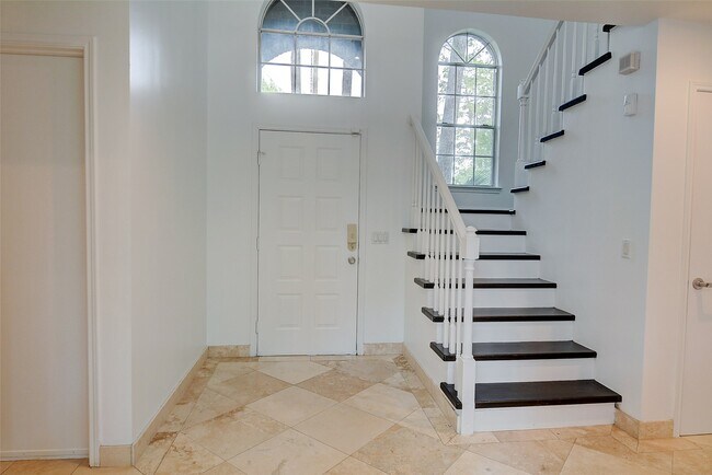 Photo - 10 E Indian Sage Cir