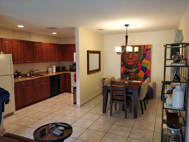 Photo - 661 Hastings St Unit 661