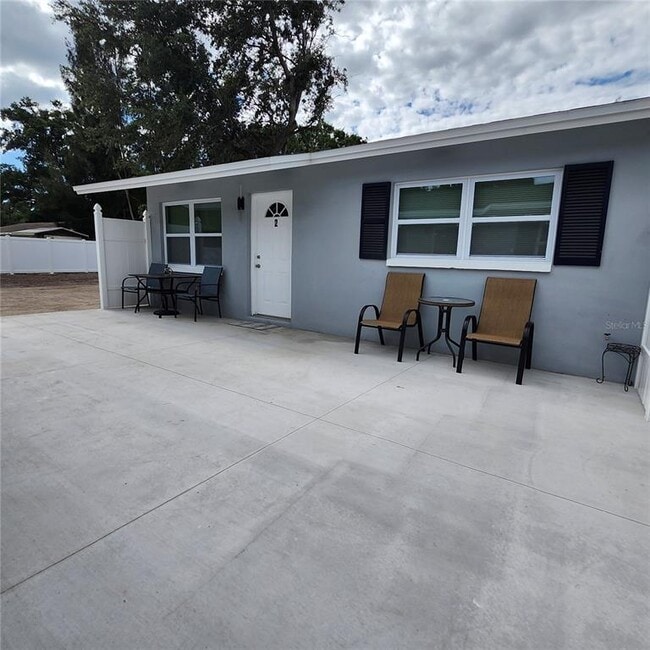 Building Photo - 15414 Avalon Ave