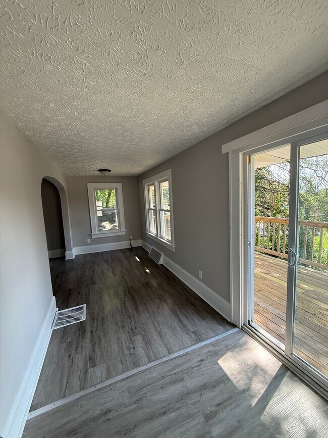 Photo - Section 8 and EDEN Accepted!!! Newly Renovated 3br Home!