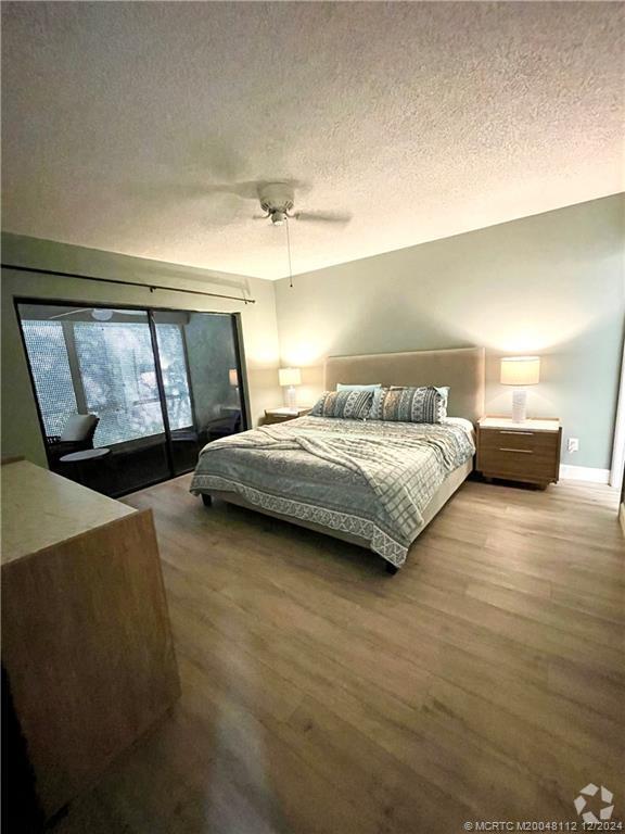 Building Photo - 1210 SE Parkview Pl Unit E3 Rental