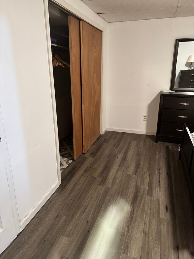 Photo - 3555 Hylan Blvd Unidad furnished