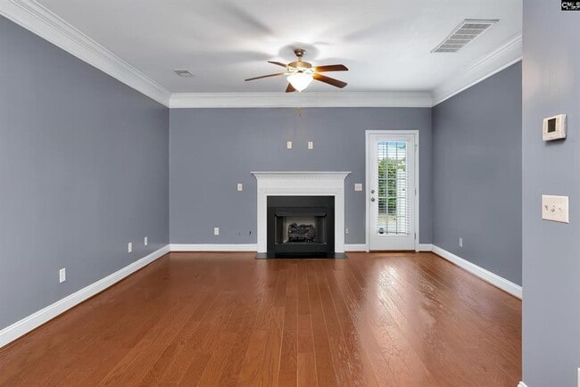 Photo - Move-In Ready Townhouse in Hampton Forest!
