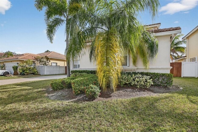 Photo - 19018 NW 23rd Pl