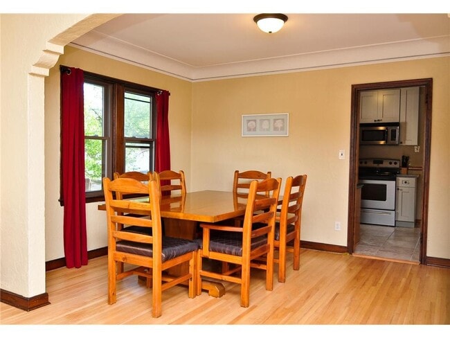 Photo - 1015 26th Ave SE