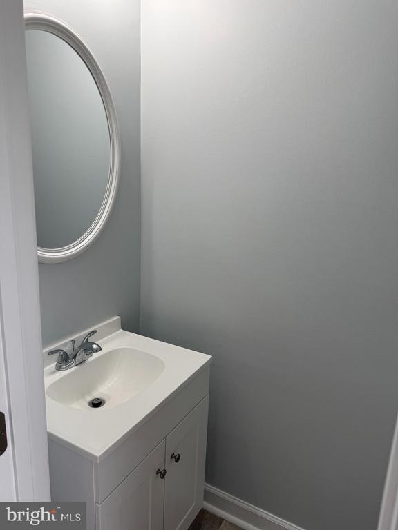 Photo - 105 Knollwood Ct