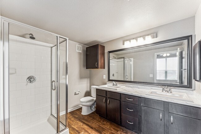 Gateway Cedars Apartments