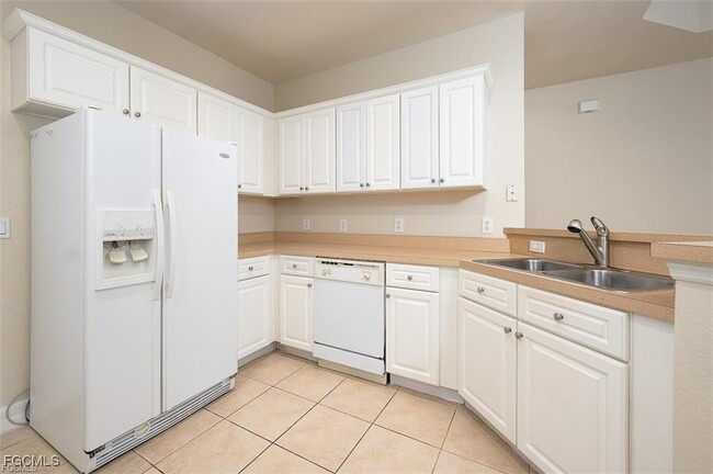Photo - 16130 Via Solera Cir Unit 103