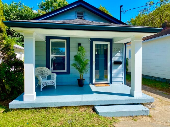 Photo - 2059 May Ave