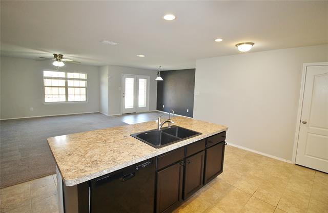 Photo - 210 Hackney St