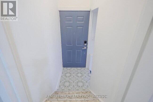 Photo - 70 Bexhill Ave