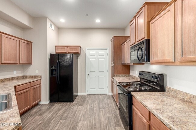 Building Photo - 14575 W Mountain View Blvd Unit 12312