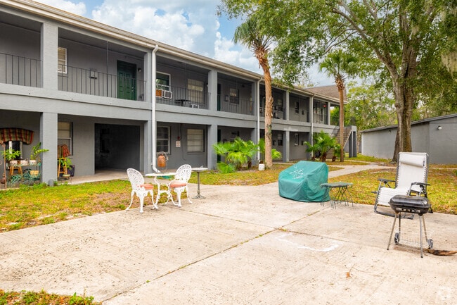 Eastbrook Apartments - Eastbrook Apartments